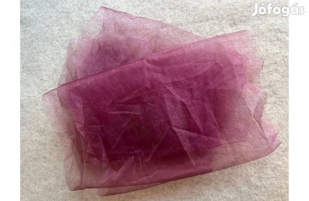 Méteráru, textil (tüll) sötétlila csillámló csomag