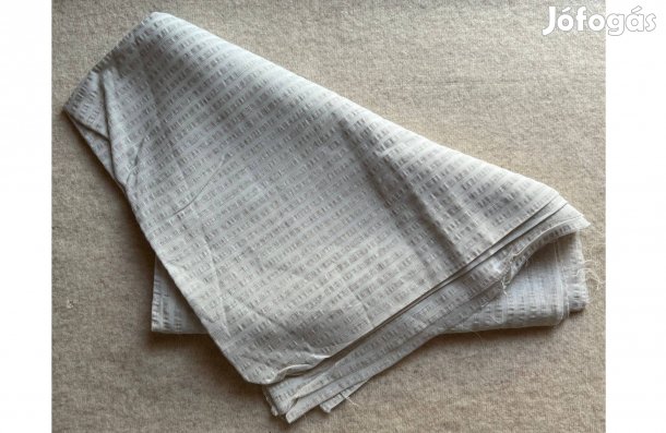 Méteráru, textil (vékony, blúz) krémszínű