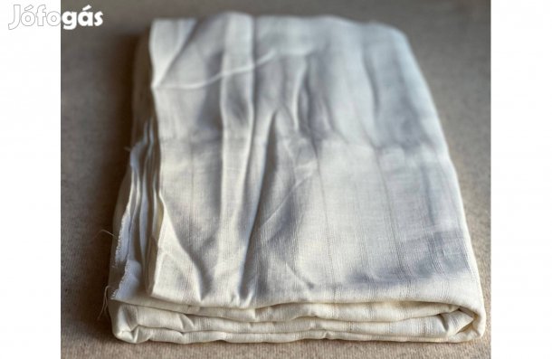 Méteráru, textil (vékony, blúz) tört fehér csomag