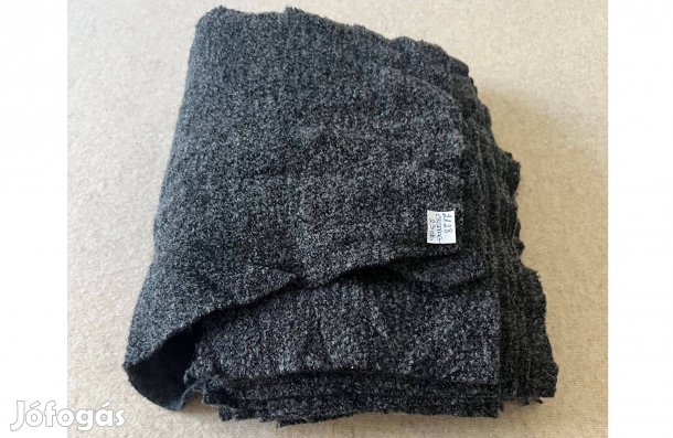 Méteráru textil (buklé) sötét szürke