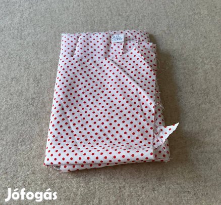 Méteráru textil (krisztina) fehér, piros, pöttyös