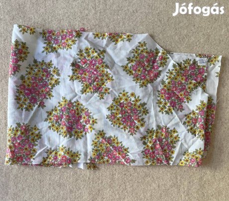 Méteráru textil (krisztina) lilás virágcsokros