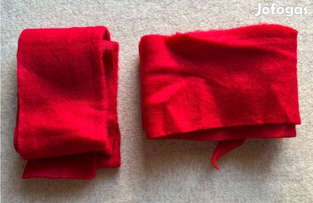 Méteráru textil (piros bundás)