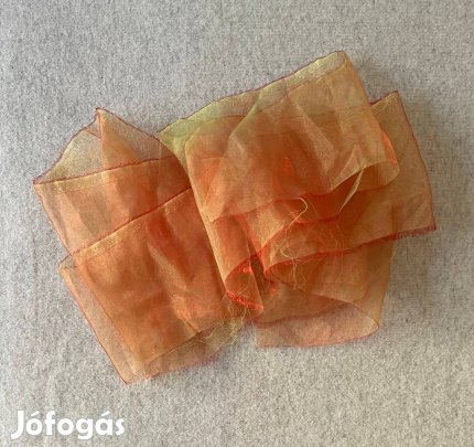 Méteráru textil (tüll) piros, arany