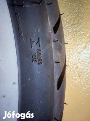 Metzeler ME 888 Marathon Ultra 140/90 hátsó MU85