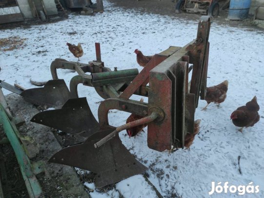 Mezőgazdasági eszközök (Eke, Borona, vetőgép, pótkocsi)