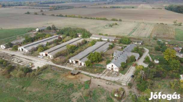 Mezőgazdasági major eladó