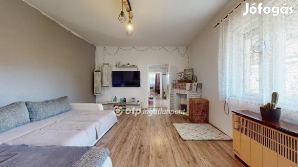 Mezőkövesdi 74 nm-es ház eladó