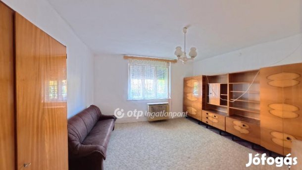 Mezőkövesdi 76 nm-es ház eladó