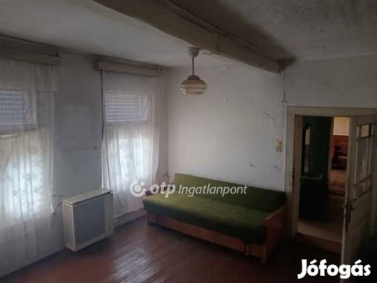Mezőtúri 90 nm-es ház eladó