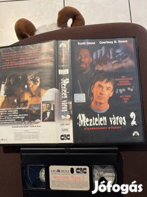 Meztelen város 2 akció vhs 