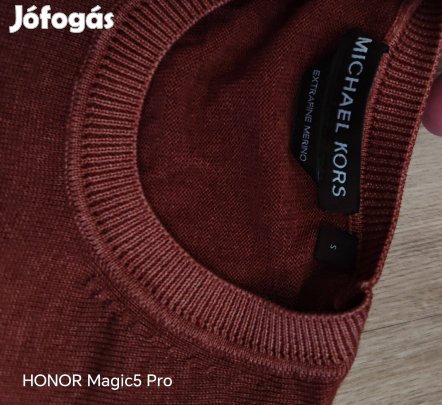 Michael Kors merinoi gyapju finomkötött férfi pulóver S-M