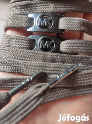 Michael Kors új cipőfűző