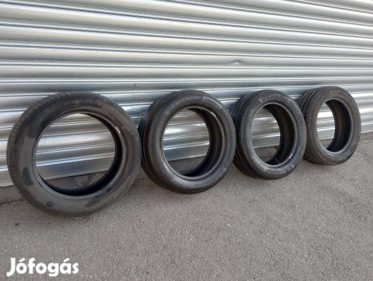 Michelin 215/55 R17 nyári gumi