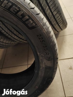 Michelin 225/55 R19 gumiszett