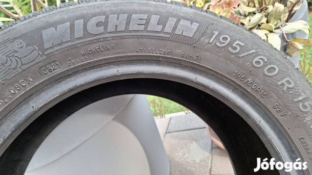 Michelin Crossclimate 195/60R15 négyevszakos gumi