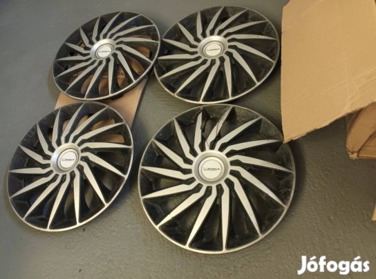 Michelin Kendő 14" dísztárcsa 4 db-os szettben eladó (1 sérült) 