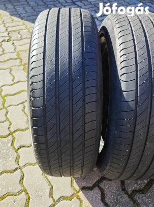 Michelin Primacy 4 nyári gumi 215/65 R17
