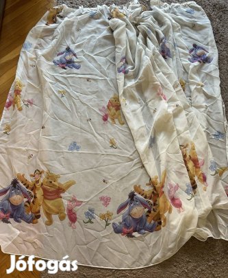 Micimackós függöny