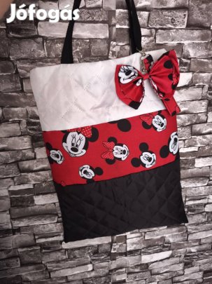 Mickey táska