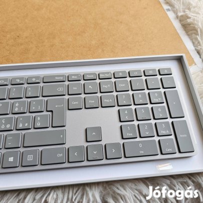 Microsoft Surface Keyboard teljesen új dobozos olasz
