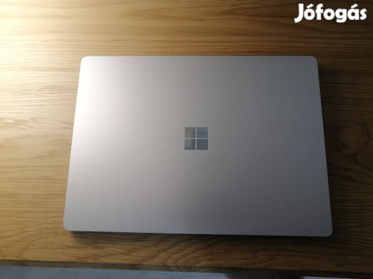 Microsoft Surface Laptop 3 i5/8GB/SSD-128Gbműködőképes, kijelző hibás