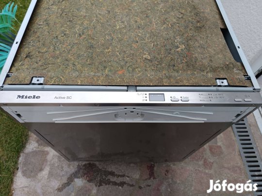 Miele A + digitális inox integrált beépíthető 14 terítékes mosogatógép