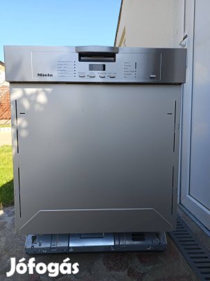 Miele A++ inox digitális beépíthető 14 terítékes mosogatógép