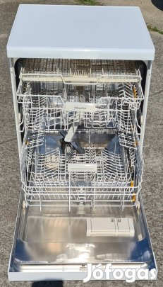 Miele prémium kategóriás szabadonálló mosogatógép.