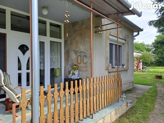 Miháldi 145 nm-es ház eladó