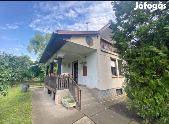 Mihályi-laposon állandó lakhatásra is alkalmas zártkert eladó!