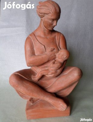 Mikus Sándor: Anya gyermekével terrakotta