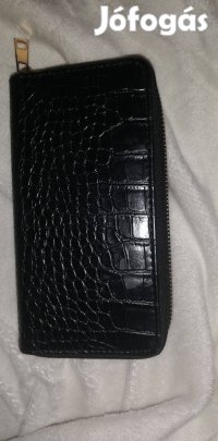 Milánóban vett új pénztárca rendkívüli áron