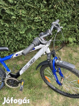 Miles 24 és gyerek kerékpár 