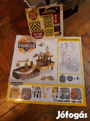 Military Base-Hátizsák és játék egyben