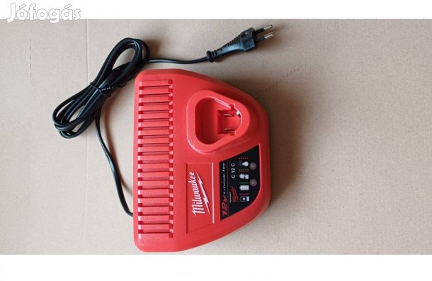 Milwaukee akkumulátor töltő