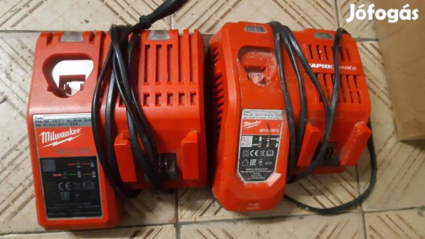 Milwaukee univerzális töltő