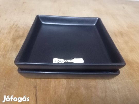 Mindig lefolyik a terítőre a viasz? Kerámia gyertyatál eladó!