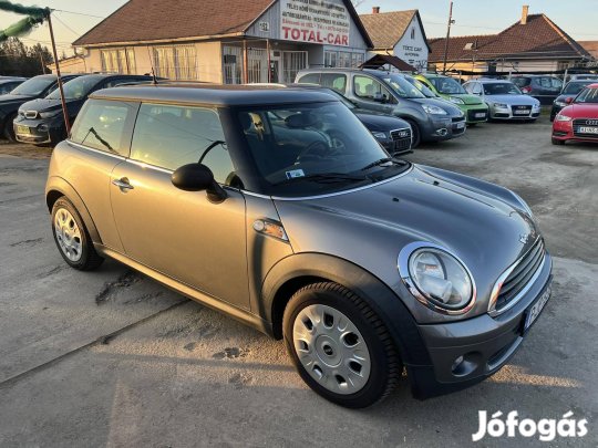 Mini Mini ONE 1.4 Szervizkönyves