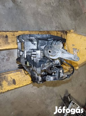 Mini R56 6 sebességes manuális váltó 1.6 HDI 9HZ motorról