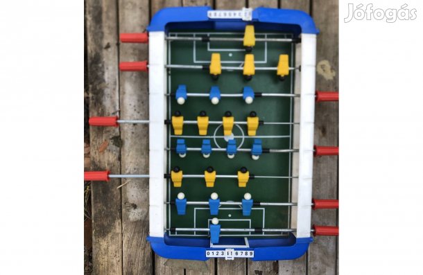 Mini csocsó gyerekeknek , műanyag asztali Fici 2500 Ft :Lenti