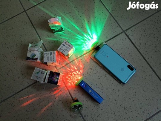 Mini diszkó fény Mobiltelefonra vagy powerbankra csatlakoztatható Új