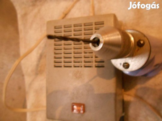 Mini fúró trafóval, 220 v. működik