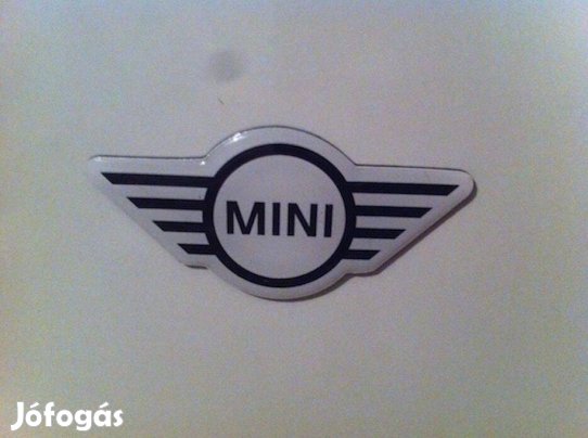 Mini logó hűtőmágnes