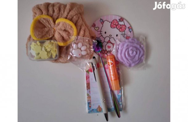 Mini tükör, hajszárító sapka és poháralátét Mystery Scoop csomagban