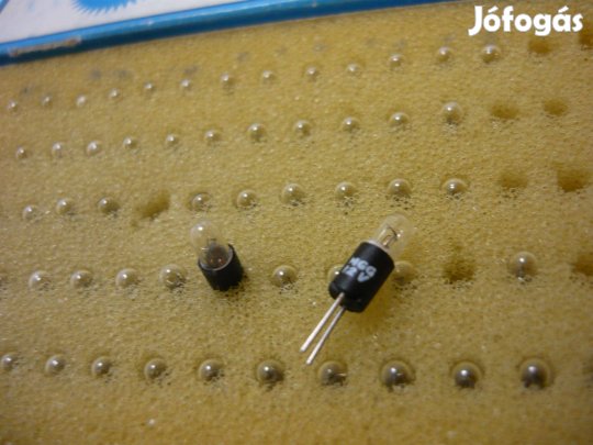 Miniatűr izzó 12V 60mA