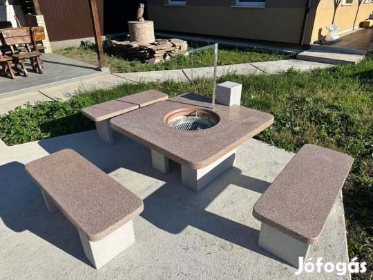 Minimál műkő szalonnasütő barna lappal