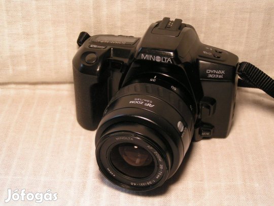 Minolta Dynax 303 si Filmes fényképezőgép