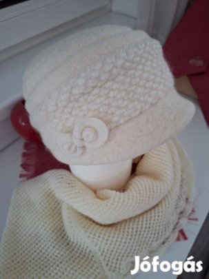 Minőségi, állítható méretű kalap + sál