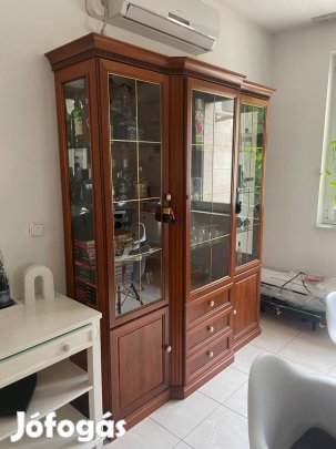 Minőségű fa kredenc/ Vitrin barna